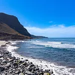 Home2book Charming Rooftop Vibes * Santa Maria de Guia de Gran Canaria