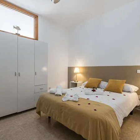Home2book Charming Rooftop Vibes * Santa Maria de Guia de Gran Canaria