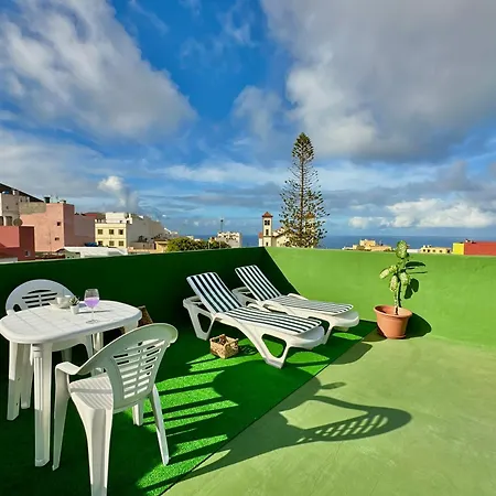 Home2book Charming Rooftop Vibes *